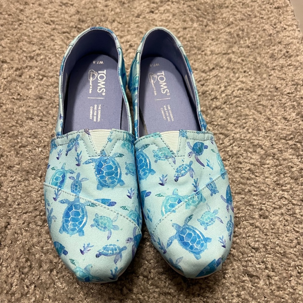 Womens Tom’s sea turtles